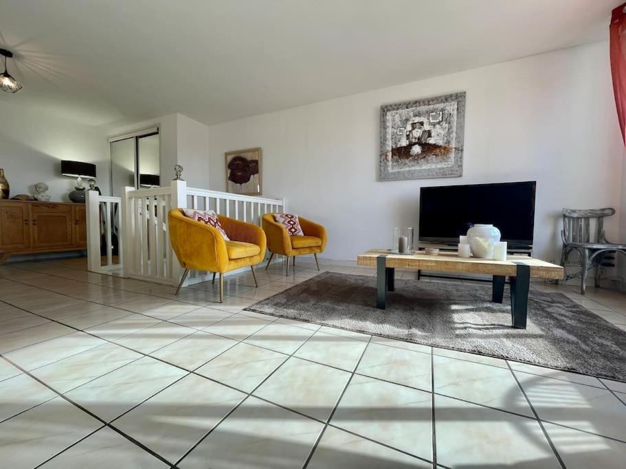 Duplex 70M2 - Vue Cite Medievale - Parking Gratuit Carcassonne Esterno foto