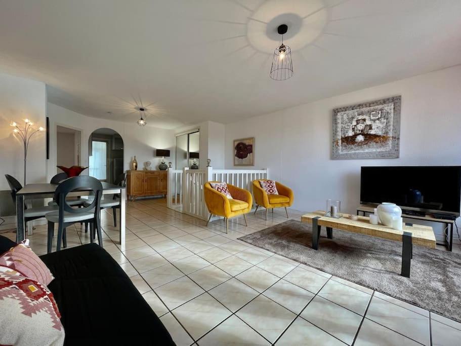 Duplex 70M2 - Vue Cite Medievale - Parking Gratuit Carcassonne Esterno foto