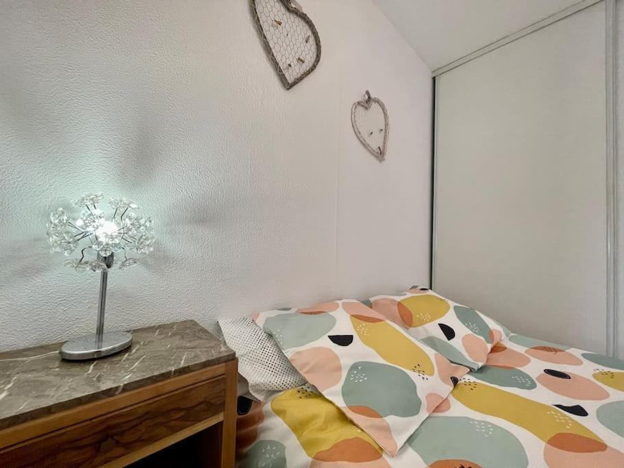 Duplex 70M2 - Vue Cite Medievale - Parking Gratuit Carcassonne Esterno foto