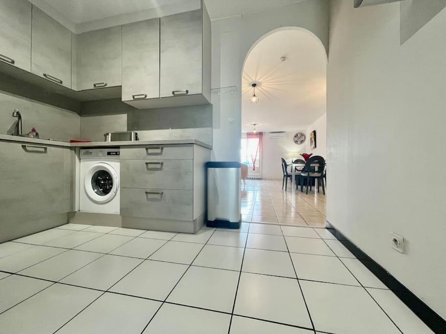 Duplex 70M2 - Vue Cite Medievale - Parking Gratuit Carcassonne Esterno foto